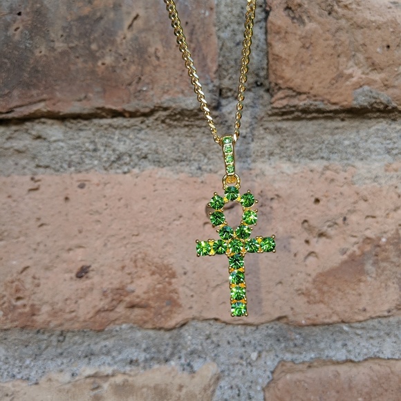 Egyptian Ankh & 20" Cuban Chain - Picture 4 of 7